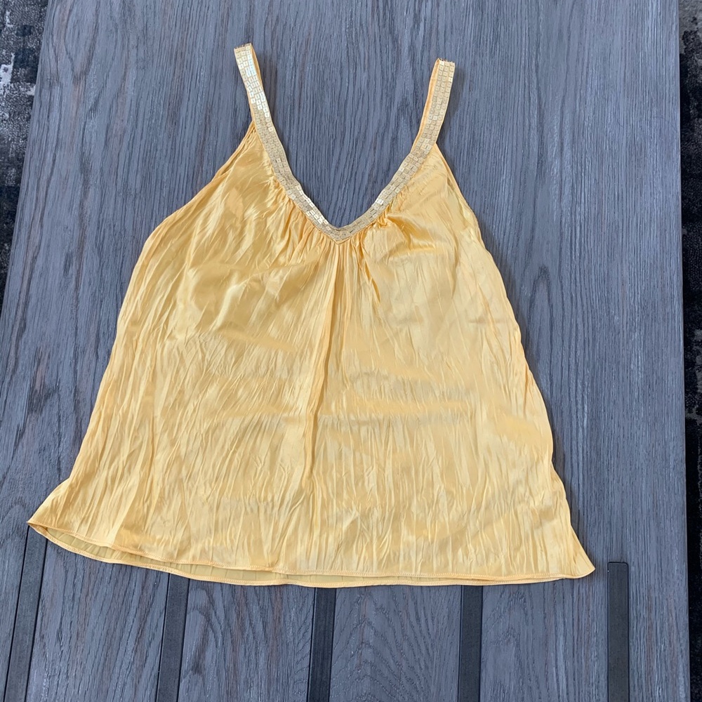 🌟Super cute Silk Tank!
